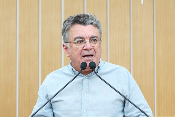 Jander Lira prop&otilde;e proibi&ccedil;&atilde;o de propaganda de apostas esportivas em S&atilde;o Caetano