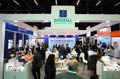 Polo Cosm&eacute;tico de Diadema concentra for&ccedil;as da cadeia do setor em espa&ccedil;o coletivo na FCE Cosmetique