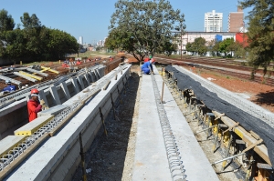 Reconstru&ccedil;&atilde;o de ponte na Avenida dos Estados segue em ritmo acelerado